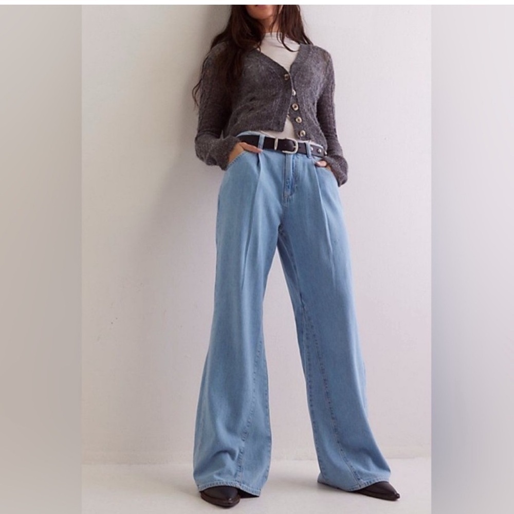 NWOT Free People We the Free Sheridan Mid Rise Trouser Jeans Size 33